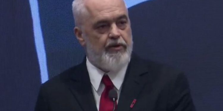 E bujshme/ Rama sulmon Hagën: Prokurori idiote, si gjykatë serbe…