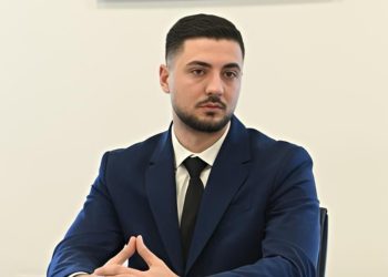 Emërim surprizë/ Kush është 24-vjeçari që emërohet zv/drejtor i Portit të Durrësit