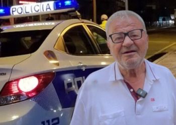 Aksident i rëndë! Automjeti përplas AKTORIN e njohur të humorit që po udhëtonte me biçikletë…