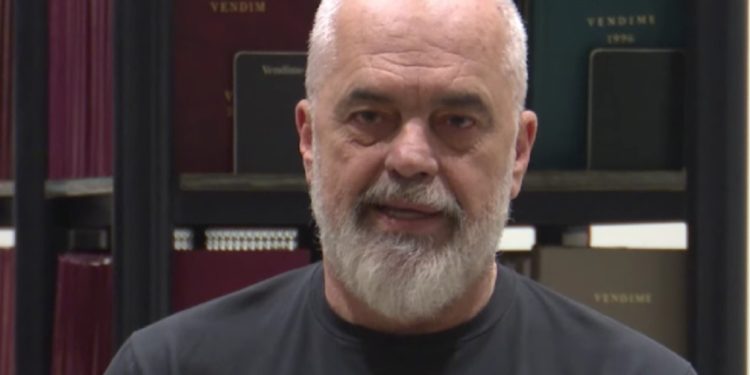 “E çmoj këtë gjest!”/ Kryeministri Rama: Rriten shpërblimet…