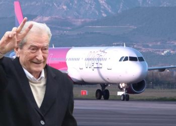 Lajm i Fundit/ Sali Berisha largohet nga Shqipëria, fluturon drejt…