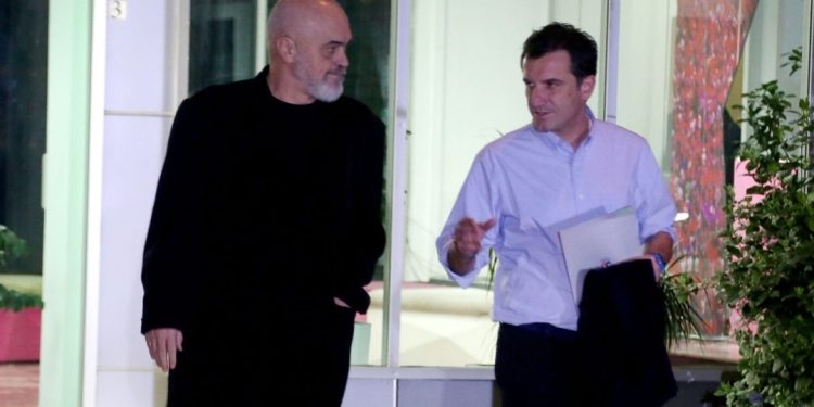 “Mungesa e Erion Veliajt problem”/ Çfarë u tha Rama socialistëve të Tiranës: Nuk e keni marrë…