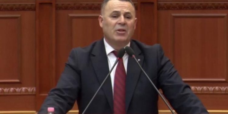 “Të bllokohet vendi!”/ Protesta e PD, Dogjani thirrje të fortë: Ngujim dhe…