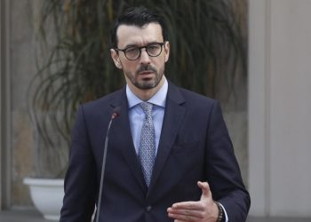 Tërhiqet kompania ofertuese për portin, ministri i ri Karakaçi tregon shkakun…
