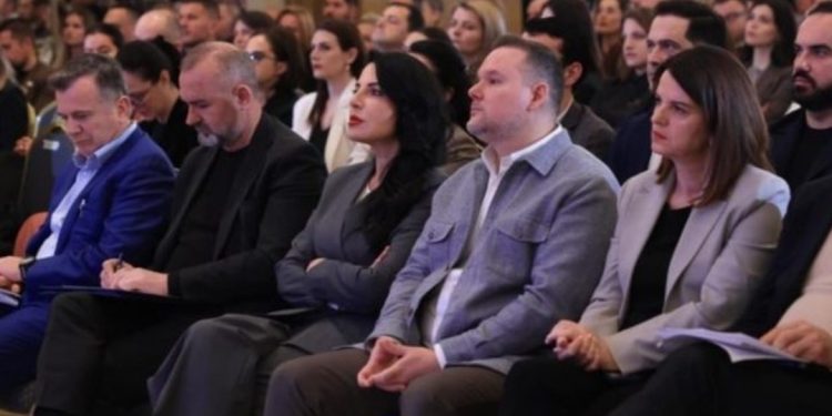 Dalin EMRAT/ Kush janë drejtuesit e rinj të PS në 12 qarqet, ja surprizat e Ramës…