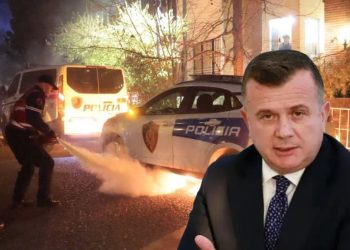 Militantët e Berishës i vunë flakën makinës së policisë, shpërthen Taulant Balla: Rroga…