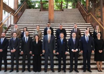 Kryeministri Edi Rama takon ministrat në “Vilën 30”, zbulohet çfarë po diskutojnë…