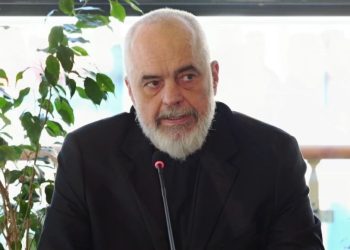 Pas 4 orësh përfundon mbledha/ Porosia URGJENTE e Ramës për deputetë dhe ministrat…