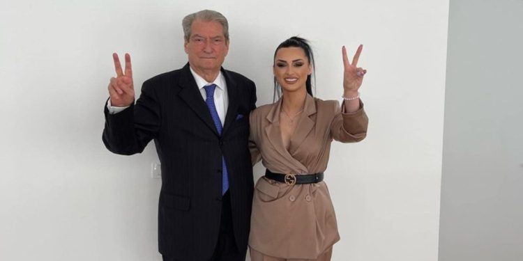 Një tjetër anëtare e PD-së “tradhton” Saliun, kërkon largimin e Berishës…