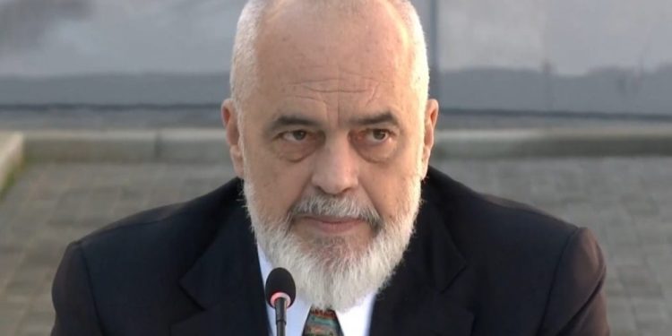 Pallati i djegur në Tiranë, reagon me URGJENCË Edi Rama: Kam një lajm të mirë…