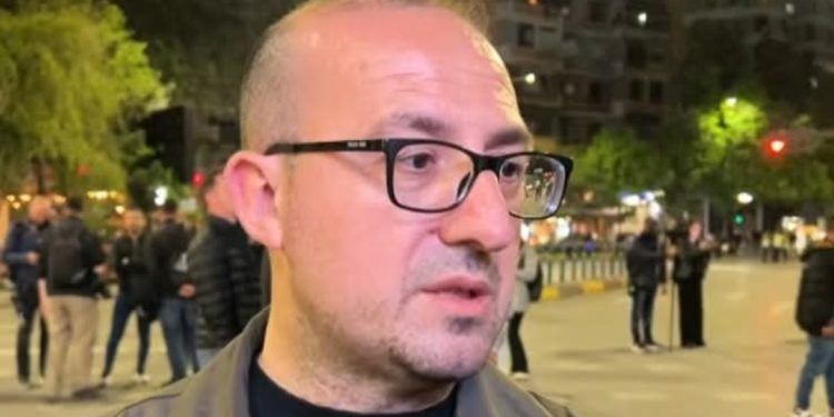 Protesta e opozitës, deputeti Korreshi: Të ngujohemi në…