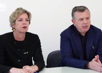 Spitali i Kavajës ”Shefqet Ndroqi” merr statusin e spitalit Bashkiak, prezantonet drejtori i ri…