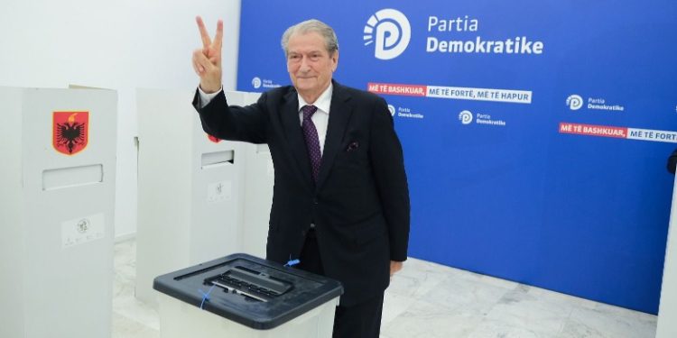 Votimet për Berishën! LAJM I FUNDIT: Dalin REZULTATET e votimit në të gjithë qytetet e Shqipërisë…