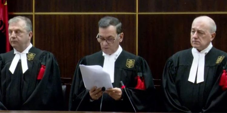 Politikanët mos arrestohen? LAJM I FUNDIT: Gjykata e Lartë merr vendimin e papritur…