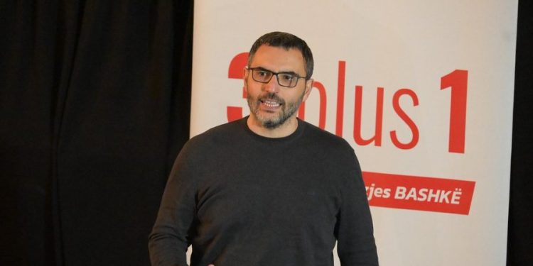 Arlind Qori merr një mandat të ri në krye të “Lëvizjes Bashkë”, paralajmëron largimin nga posti në vitin…