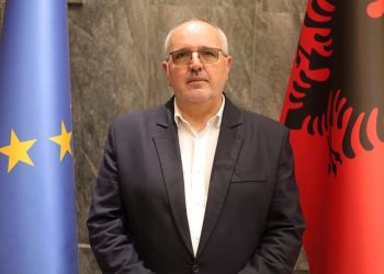 Do të pasojë deputetin e PS/ Emrohet drejtuesi i ri Drejtorisë së Arkivave (EMRI)