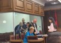 “Banoj në Tiranë, te 313-ta, statusi beqar”, Ilir Meta del në gjyq, Monika Kryemadhi dëgjon…