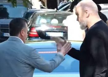 Takimi URGJENT i Ramës me socialistët/ Zbulohet porosia që i la Ballës dhe çfarë u diskutua…