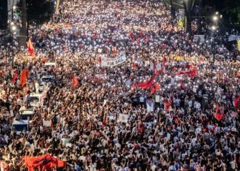 26 ditë protesta dhe asnjë lëkundje, MESAZHI i mazhorancës për kërkesat e protestuesve