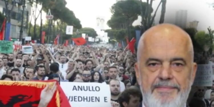 Protestuesit i vendosën 24 orë ultimatum/ Reagon me urgjencë Rama: Ma sillni…
