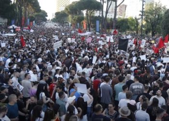 E pabesueshme! E gjithë bota po flet për Shqipërinë, çfarë shkruajnë…