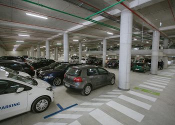LAJM I KEQ për banorët e Tiranës/ Rritet tarifa e parkimit, e pabesueshme sa kushton…