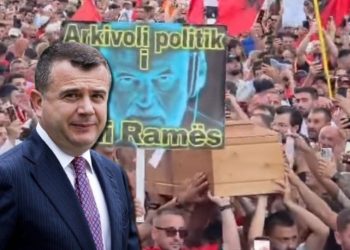 Balla ZBULON kush e çoi arkivolin te Kryeministria…