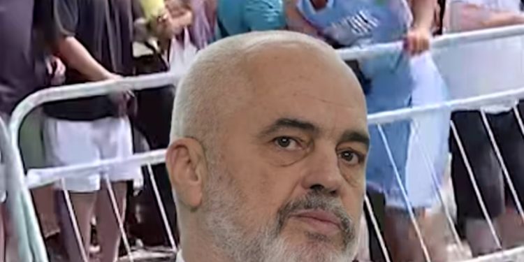 Përplasjet në protestën para Parlamentit, reagon për herë të parë Edi Rama: Ajo që…