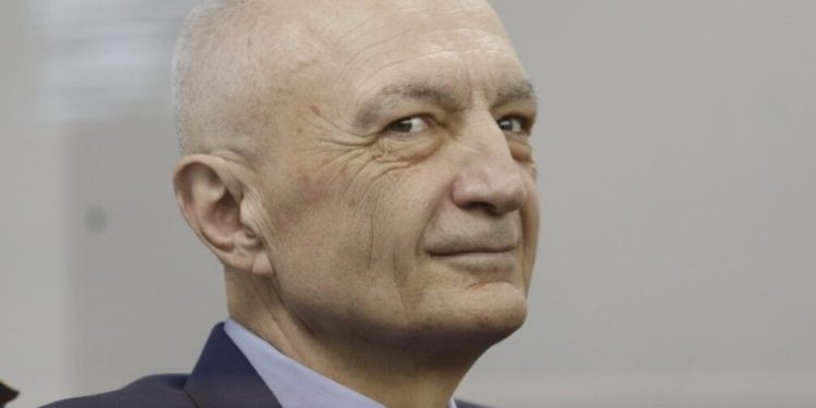Ilir Meta kundërshton mbylljen e hetimeve për punonjësit e burgut 313, kërkon…