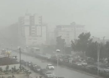 “Tërbohet” moti/ Kjo Bashki e Shqipërisë ngre ALARMIN: Kujdes! Qytetarët mos…