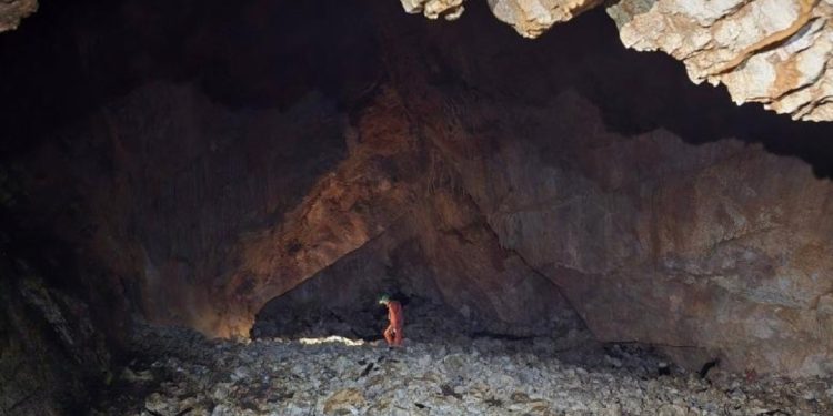 Zbulim i jashtëzakonshëm shkencor në shpellën e Shqipërisë! Në 70 metra thellësi eksploruesit gjejnë…