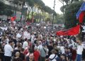 Del VIDEO surprizë/ Kush ishte besniku i Berishës në “mes” të turmës së protestuesve