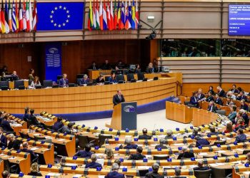 “Zvërneci” diskutohet mes eurodeputetëve/ PS “luftë” me PD, çfarë ndodhi në Parlamentin Europian…