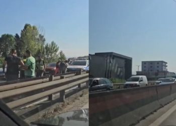 LAJM I FUNDIT/ Aksident i RËNDË në Tiranë – Durrës, “paralizohet” autostrada…