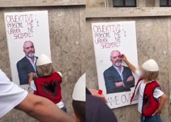 Fëmijët qëllojnë pankartën me portretin e Edi Ramës, zv.kryeministrja reagon e shqetësuar: Mos…