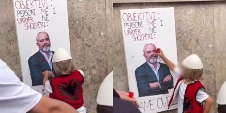 Fëmijët qëllojnë pankartën me portretin e Edi Ramës, zv.kryeministrja reagon e shqetësuar: Mos…