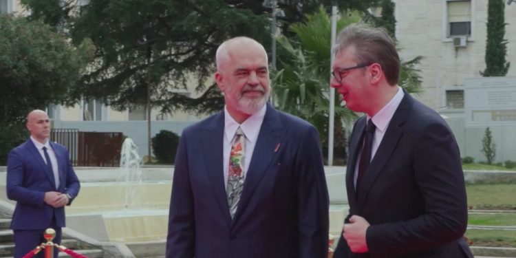 Kërcënon të lërë Kosovën pa ujë, Vuçiç i përgjigjet ashpër Edi Ramës: Ç’punë ka…