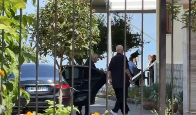 Përfundon mbledhja e Ramës me drejtuesit politikë dhe kabinetin qeveritar/ Çfarë ndodhi brenda…