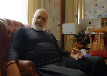Intervista për median britanike, Rama komenton përplasjen me Spiropalin dhe takimin e Arubës…