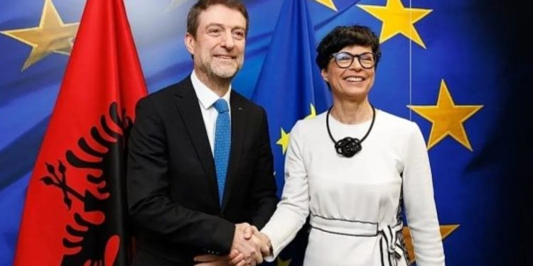 Dhëndri i Trumpit ndërton në Zvërnec/ Vjen reagimi nga Bashkimi Europian: Qeveria Rama…