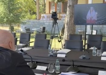 Kryeministri e pyet Diellën! Rama nxjerr VIDEON: Kush është ministrja që vlerësohet më shumë…