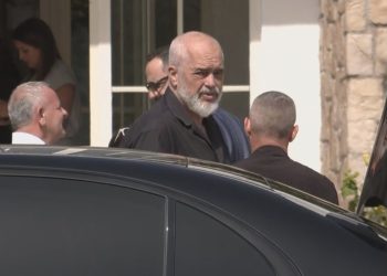 Çfarë do të ndodhë me Tiranën, Kryeminstri Rama shkon në periferi me…