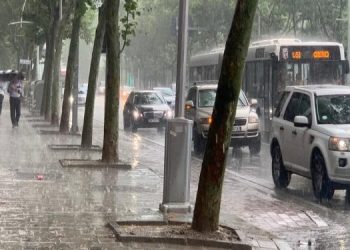 Kthesë e papritur e motit! Sinoptikani zbulon kur nis shiu në Shqipëri, çfarë pritet…
