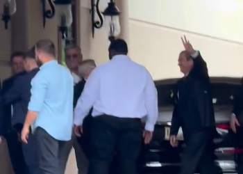 VIDEO/ Berisha përballet me protesta në SHBA, kush i pret rrugën: E ke vendin në burg…