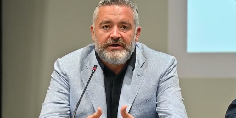 Vlora Hyseni akuzohet për dy vepra penale, Blendi Klosi flet për çështjen e SHISH: Fajet janë…