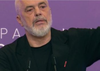 “Po qesh? Kanë ardhur kohë të këqija”/ Rama i kthehet keq socialistit: Do hani një të shtyrë që…