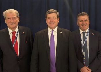 Berisha tha se u takua me zyrtarin e Drejtësisë Amerikane, por Trump e shkarkoi 3 javë më parë
