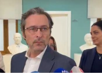 Ish-drejtuesja e SHISH përballë drejtësisë, ja çfarë thotë Ambasadori Italian