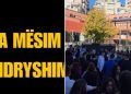 “S’ka mësim”/ Nuk ndalet protesta studentore, të rinjtë “shtojnë forcat”, “paralizohet” Tirana…