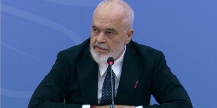 “Po ëndërrojnë një tjetër 21 Janar”, Rama akuzon PD-në: Protestuesve u dha…